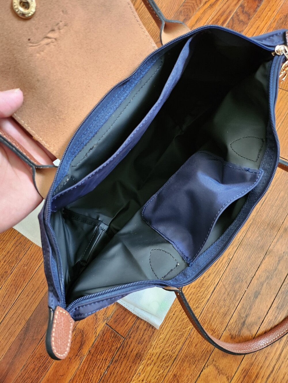 Longchamp Navy Blue MEDIUM tote Bag NWT - Picture 3 of 10
